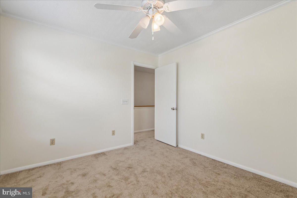 7907 Leeds Dr Property Photo 24