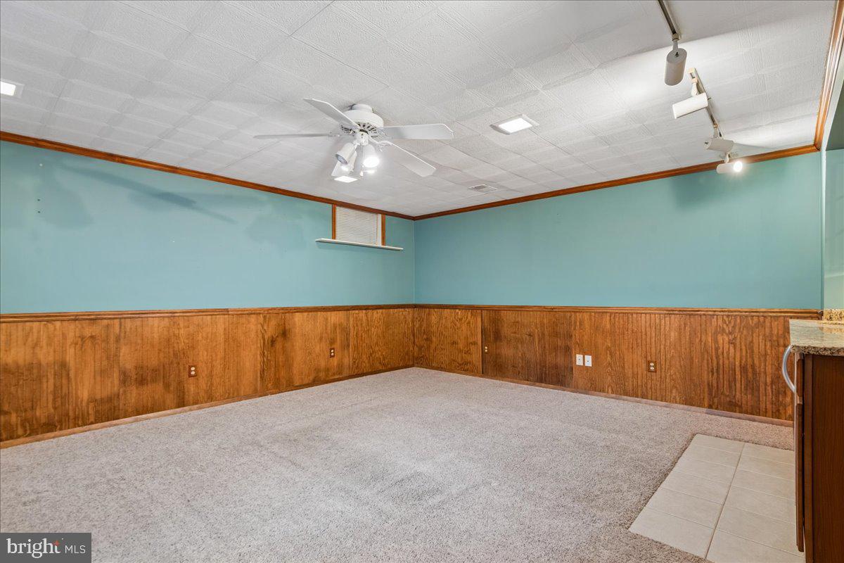 7907 Leeds Dr Property Photo 29