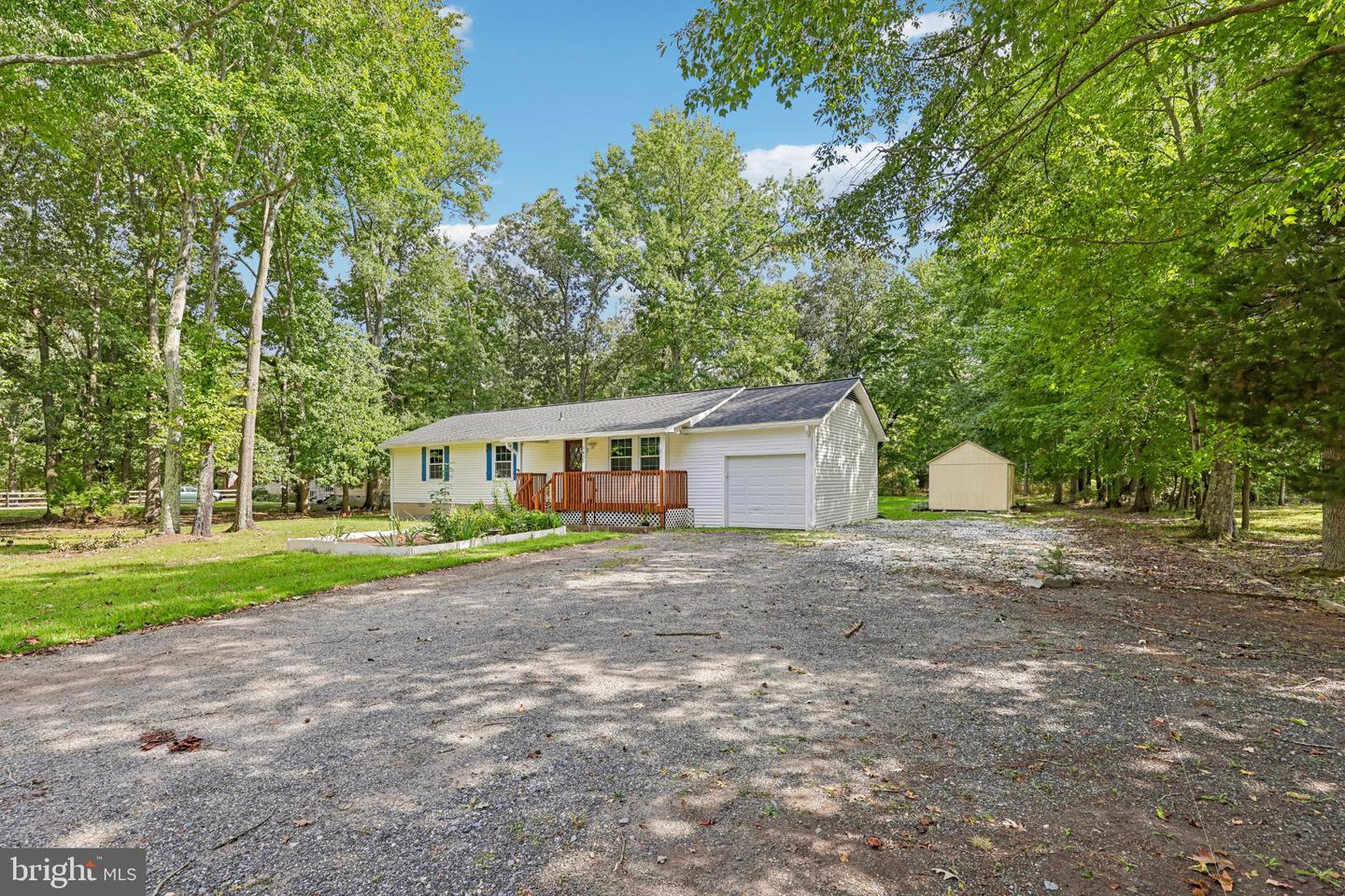 1437 Cedarhurst Rd Property Photo 8