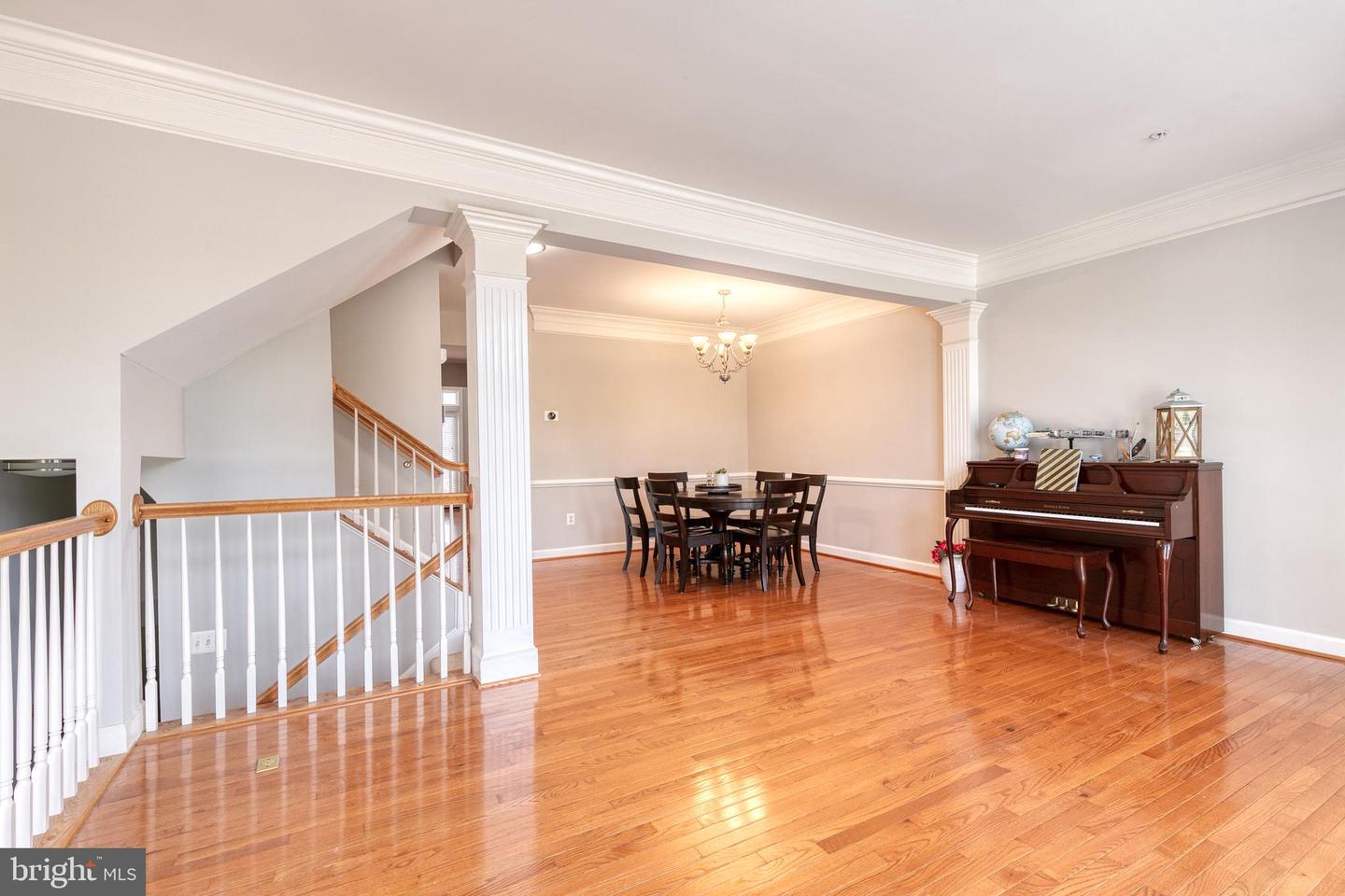 1564 Penzance Way Property Photo 4