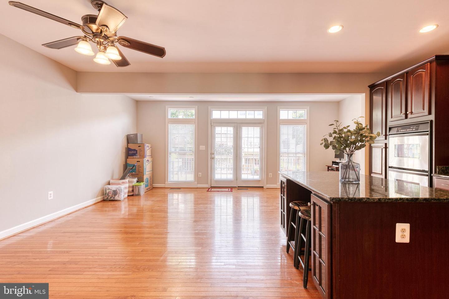 1564 Penzance Way Property Photo 11