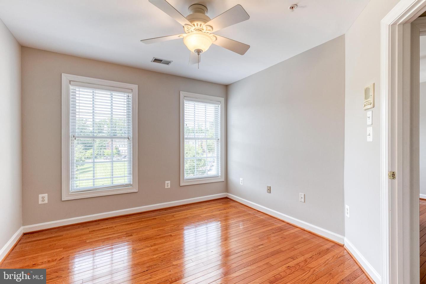 1564 Penzance Way Property Photo 23