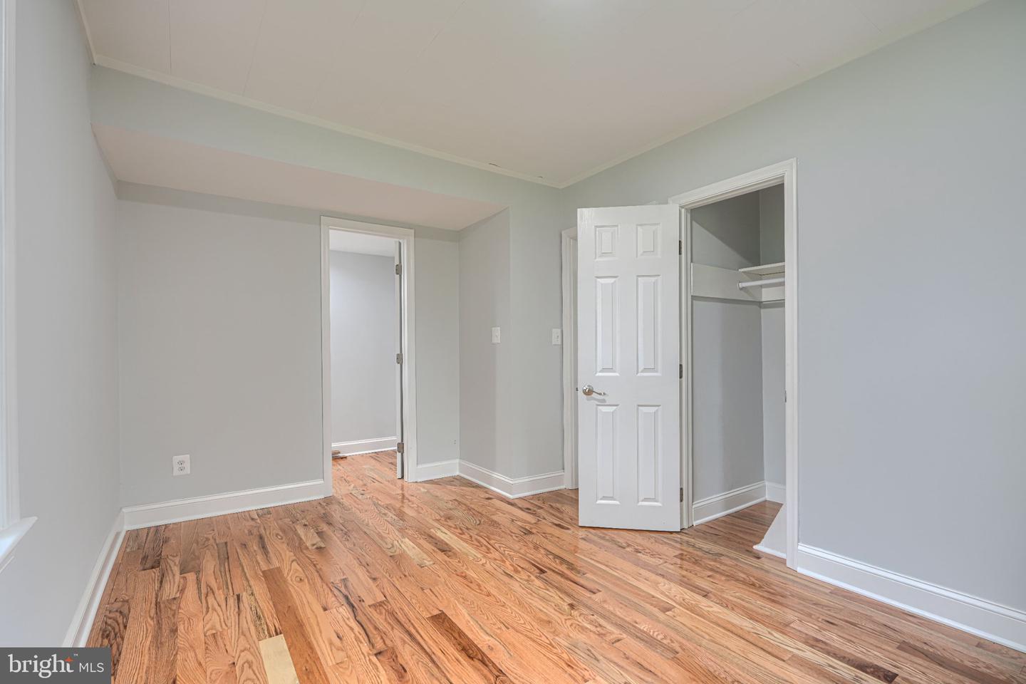 MDAA2155592 Property Photo 11