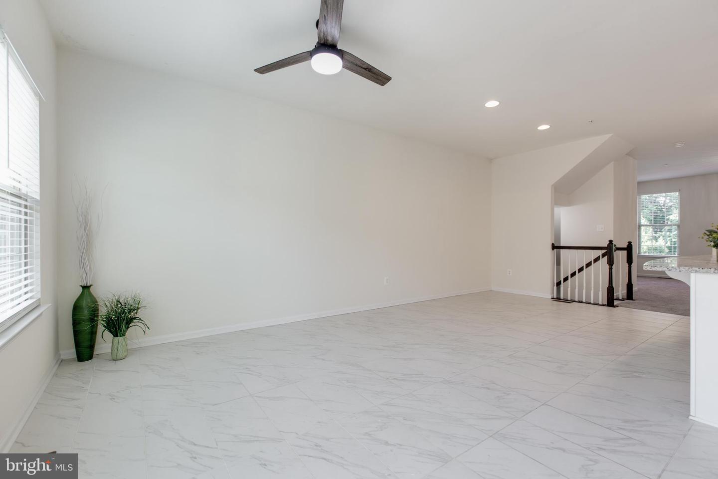 2623 Richmond Way Property Photo 13