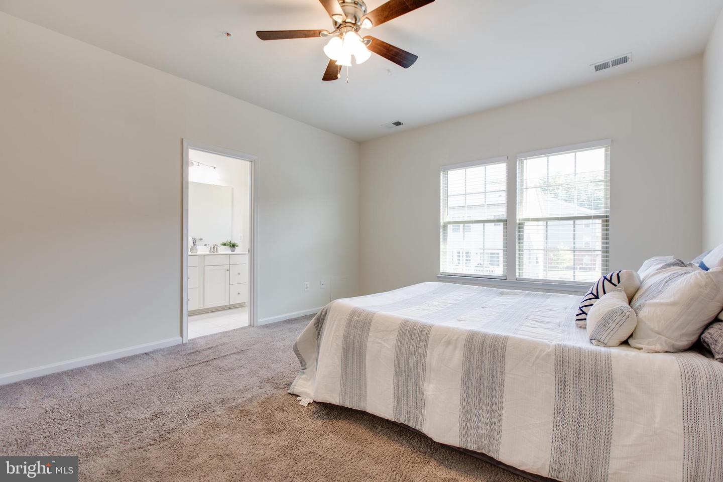 2623 Richmond Way Property Photo 22