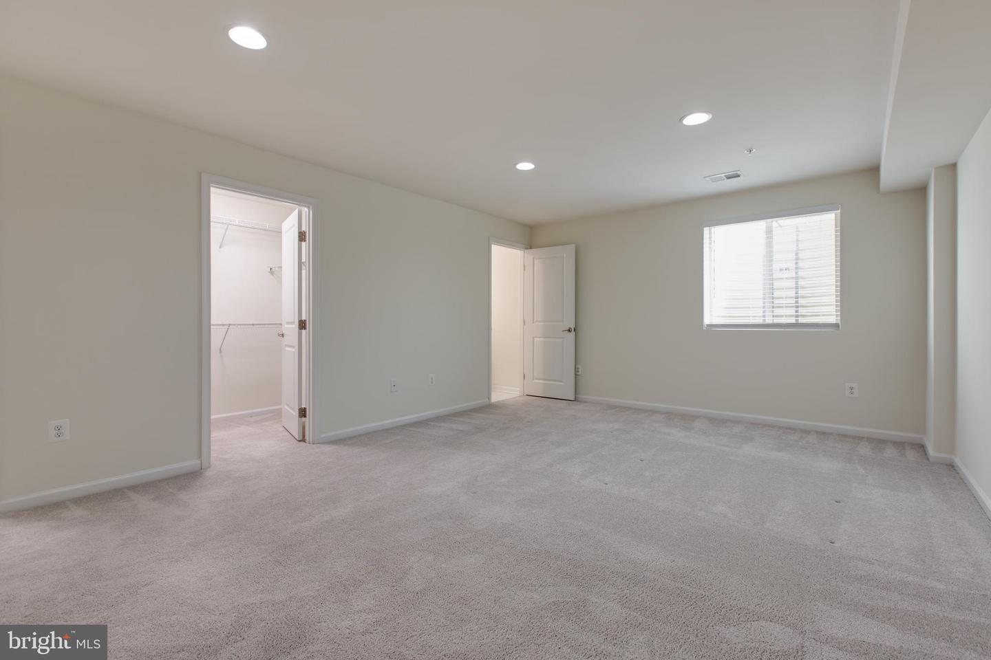 2623 Richmond Way Property Photo 37