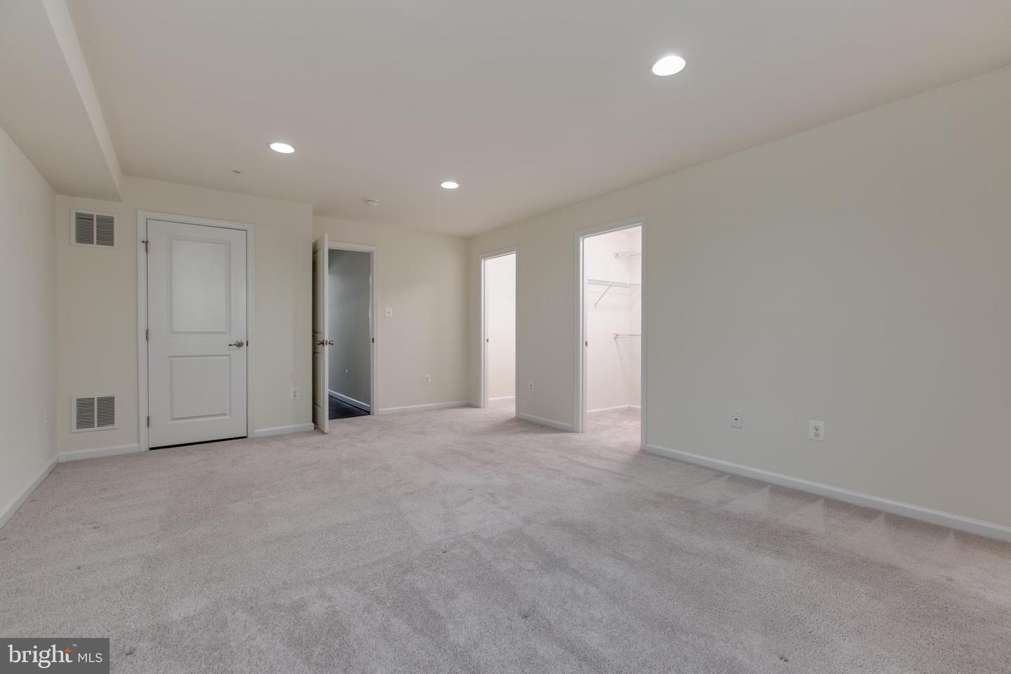 2623 Richmond Way Property Photo 38
