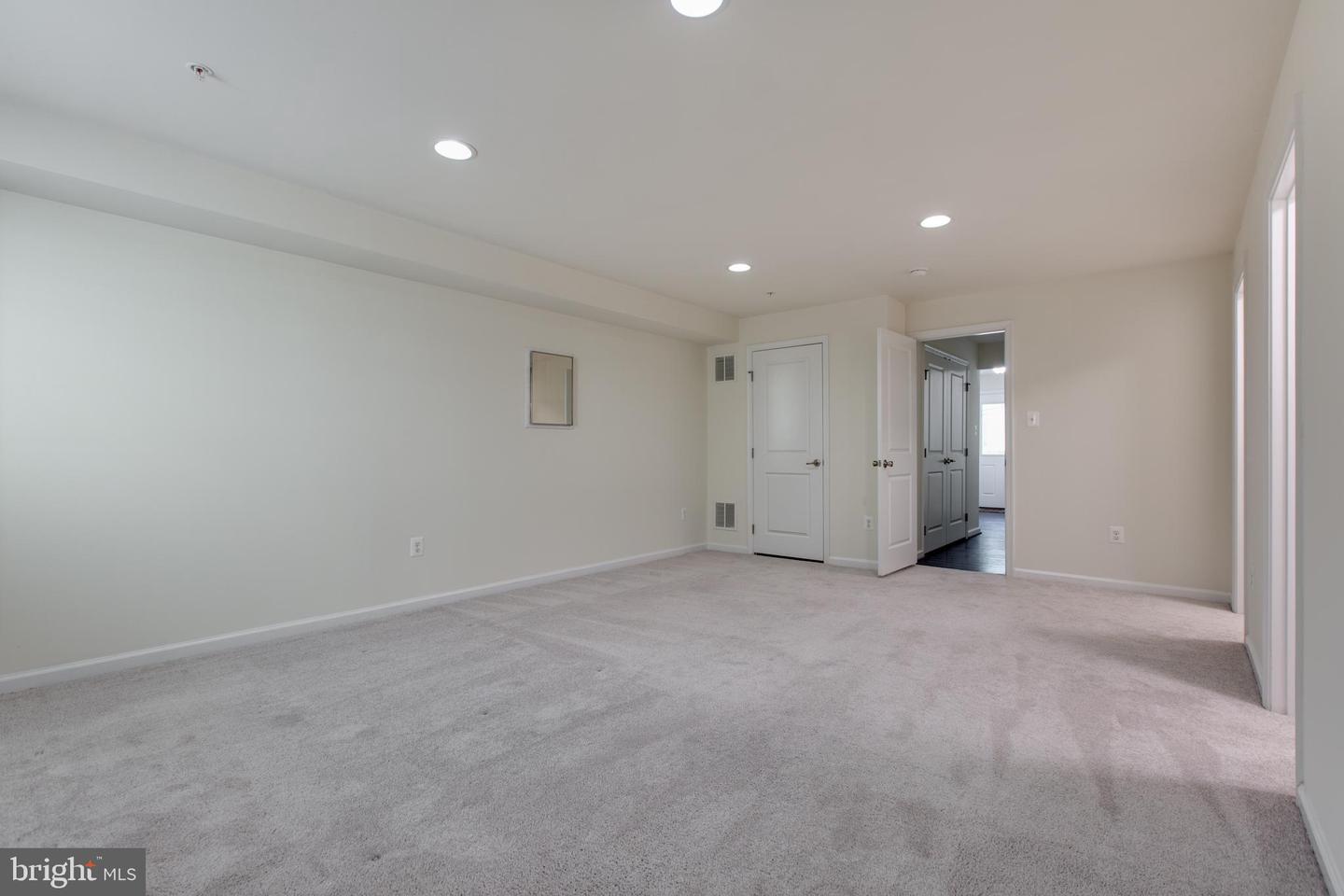 2623 Richmond Way Property Photo 39