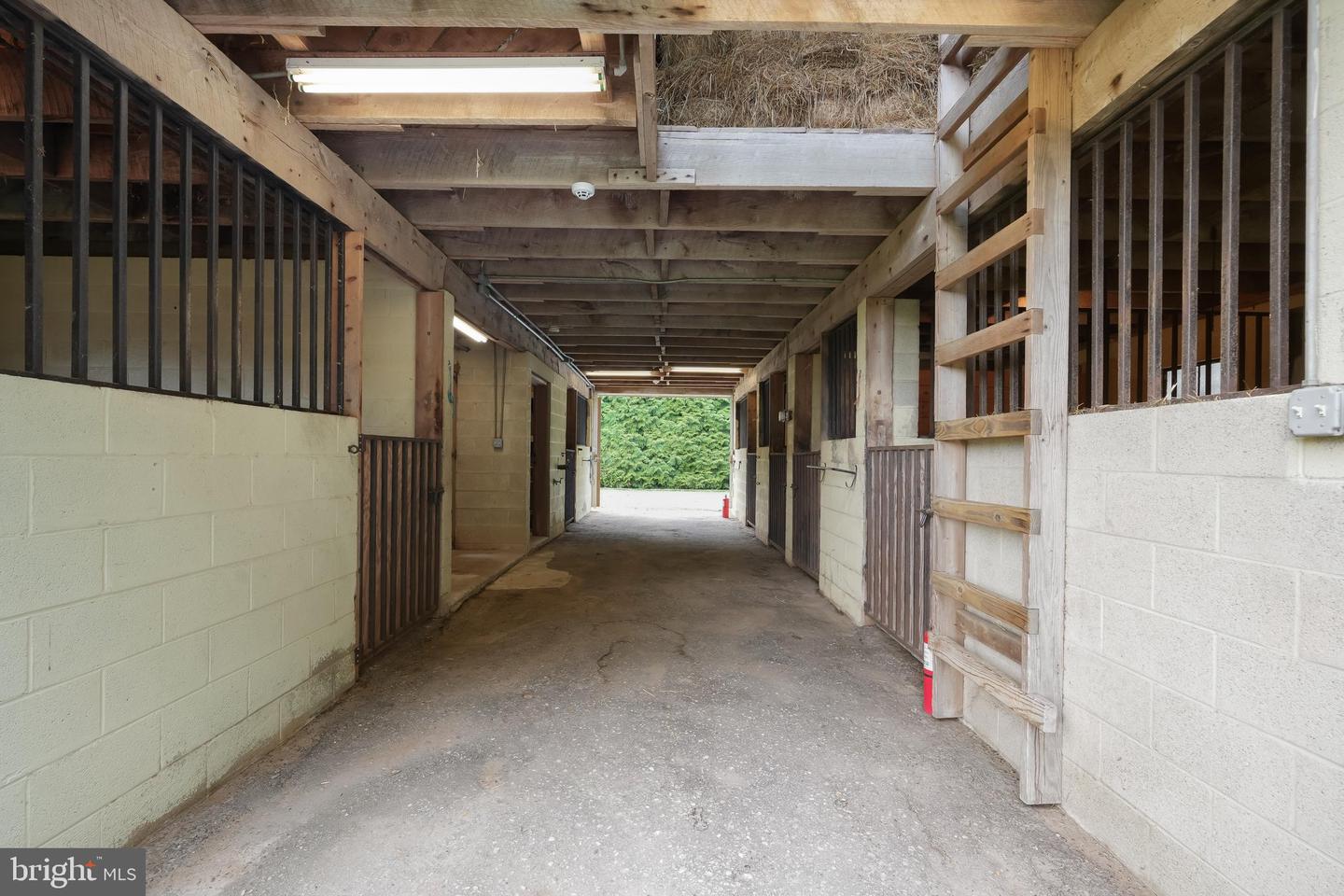 222 S River Clubhouse Rd Property Photo 121