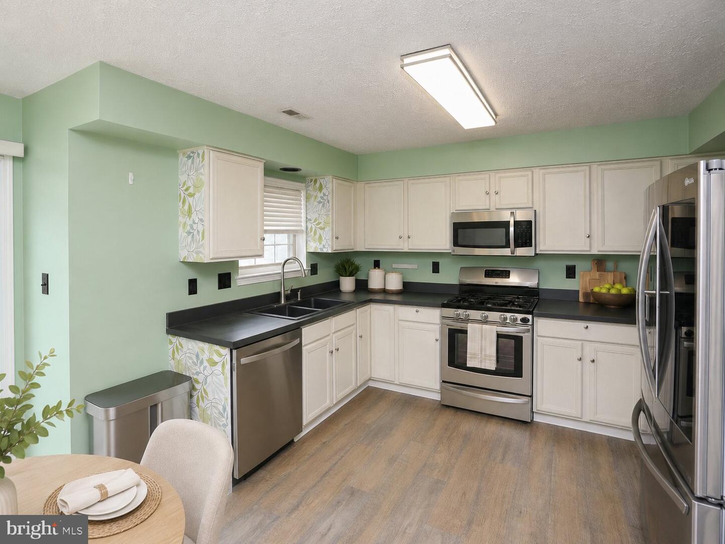 6602 Fable Ct Property Photo 8