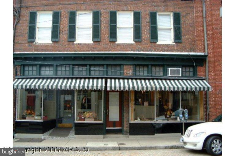 77 MARYLAND AVE Property Photo 1