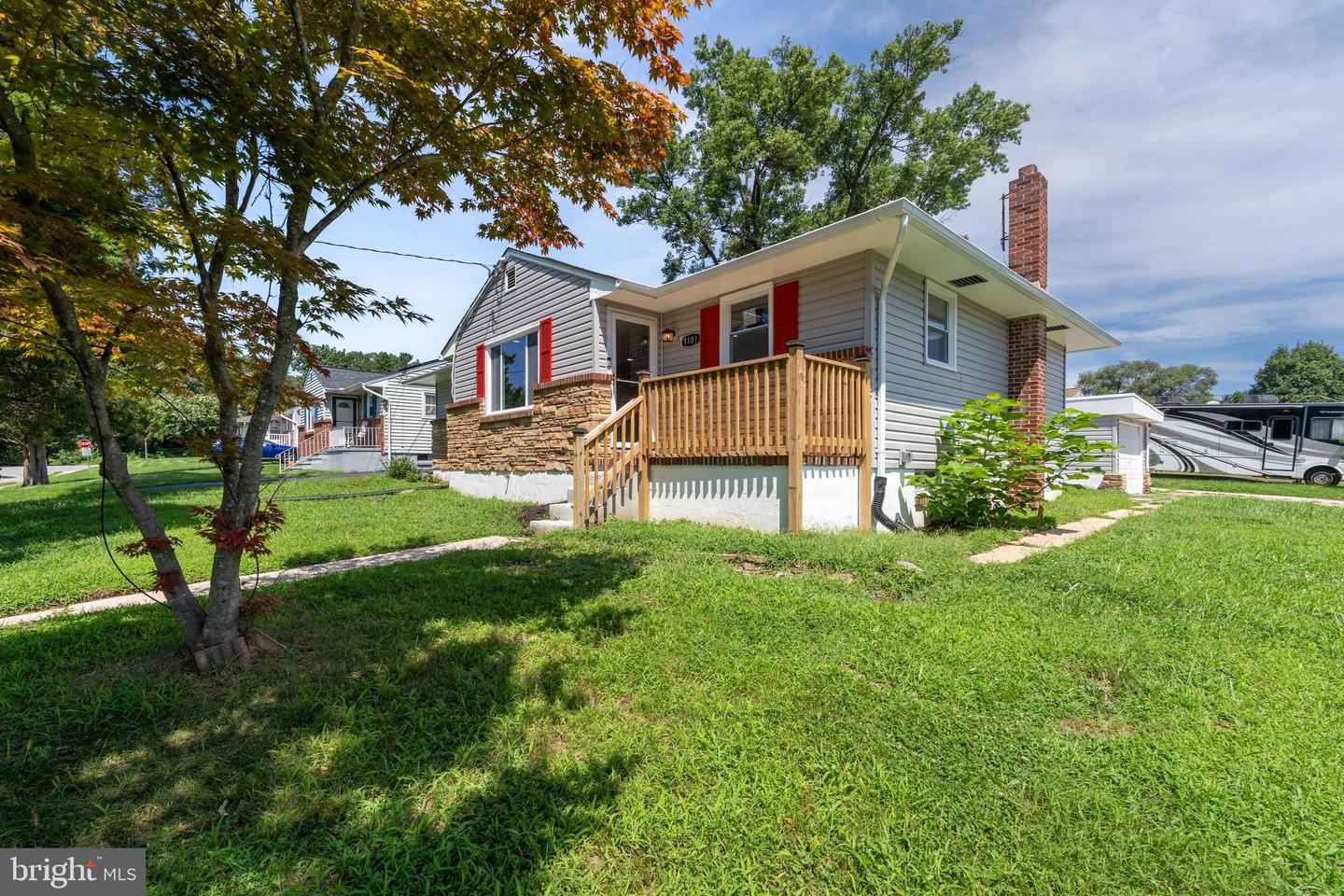 1101 Broadview Blvd N Property Photo 2