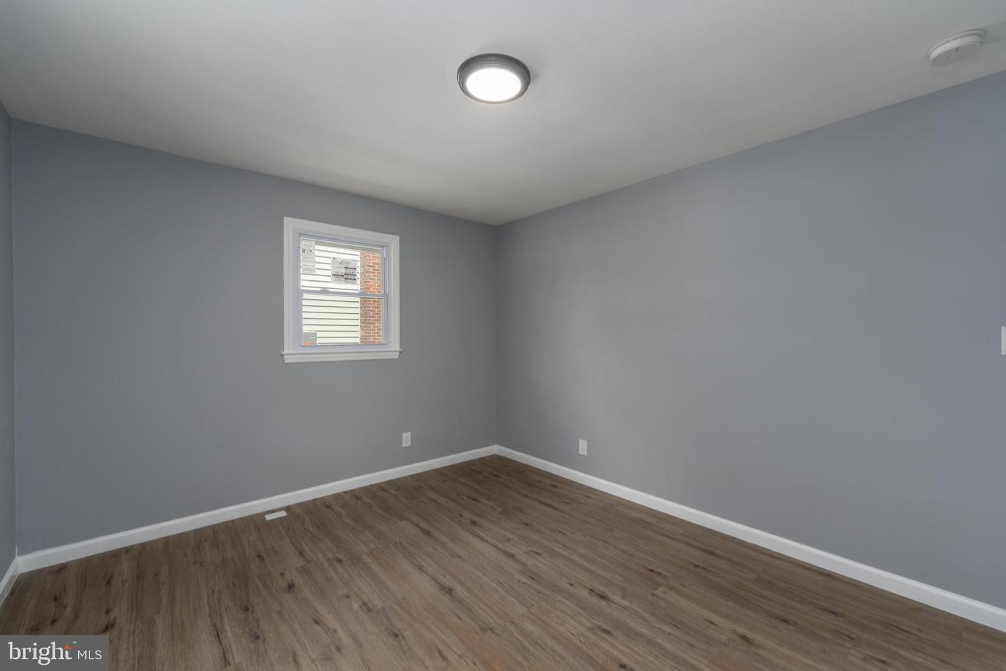 1101 Broadview Blvd N Property Photo 16