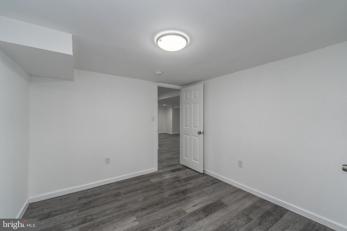 1101 Broadview Blvd N Property Photo 23