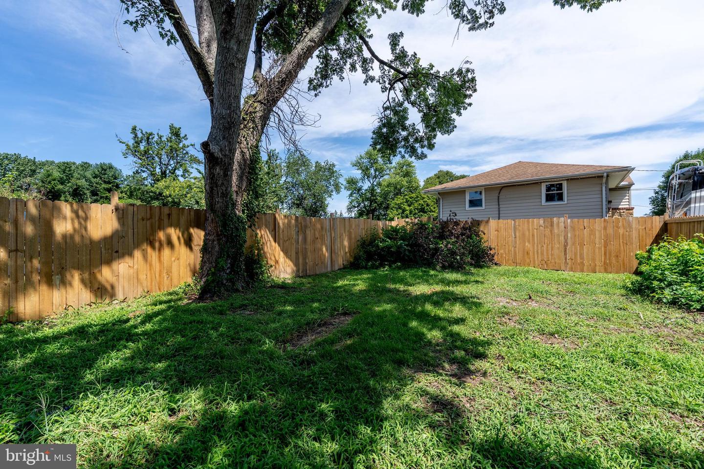 1101 Broadview Blvd N Property Photo 32