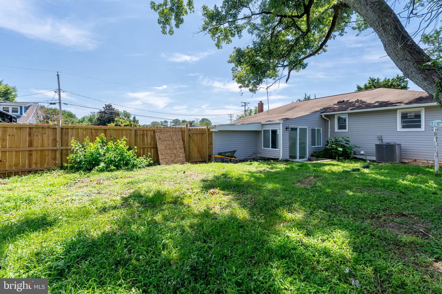 1101 Broadview Blvd N Property Photo 33