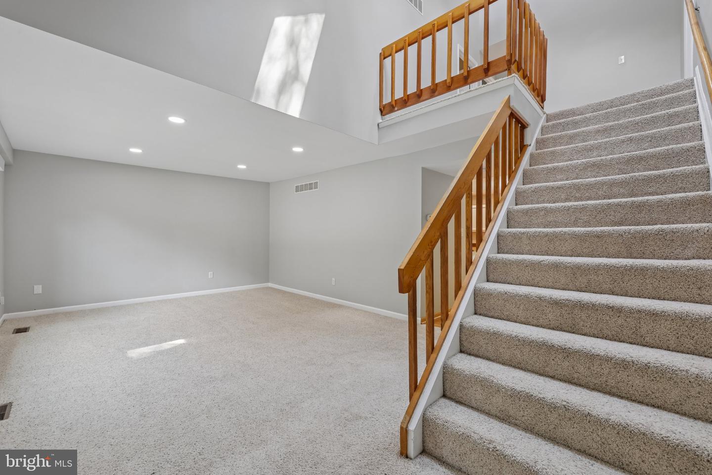 285 Michener Ct E Property Photo 11