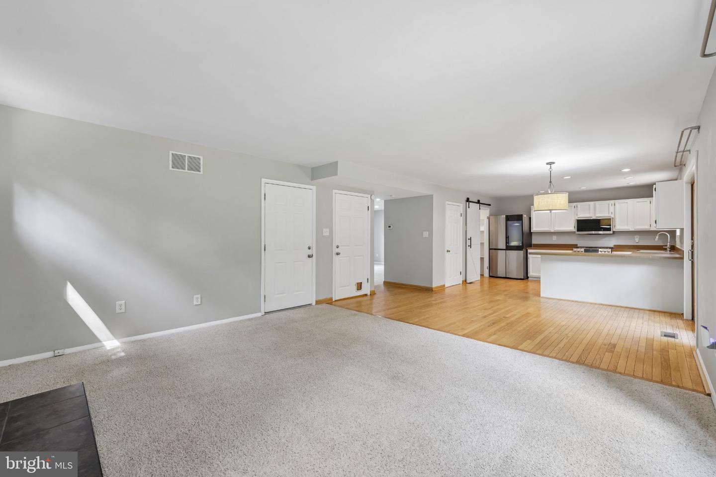 285 Michener Ct E Property Photo 18