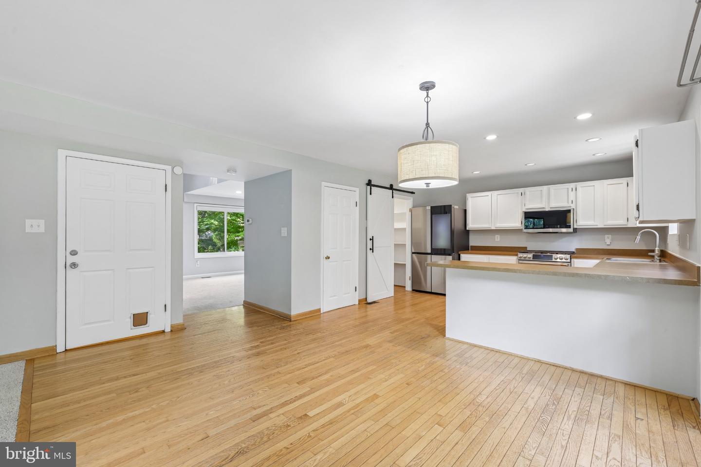 285 Michener Ct E Property Photo 19