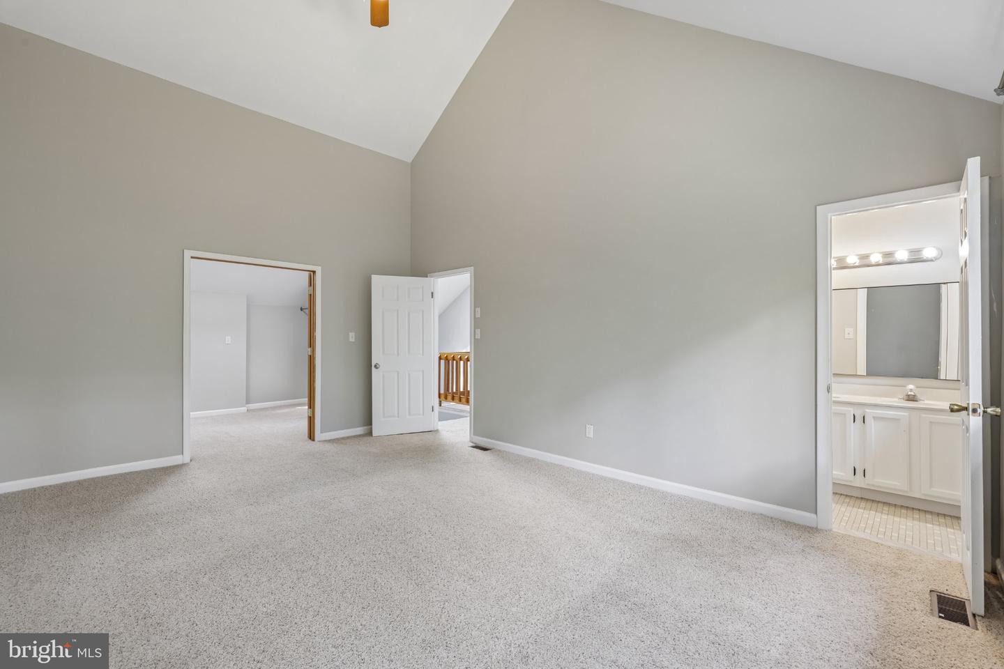285 Michener Ct E Property Photo 35