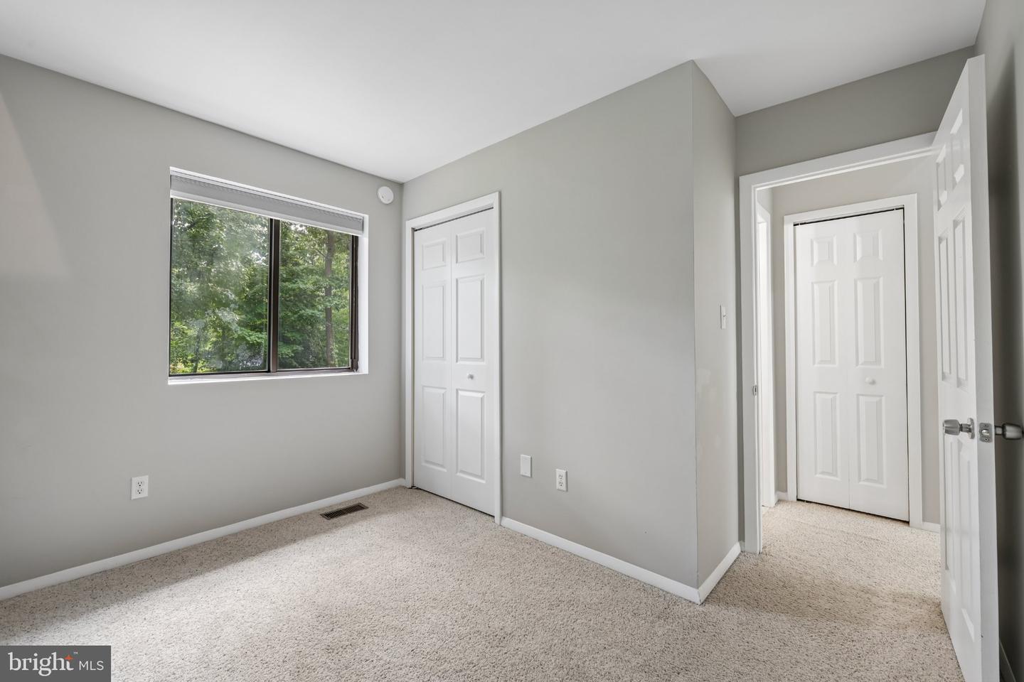 285 Michener Ct E Property Photo 45