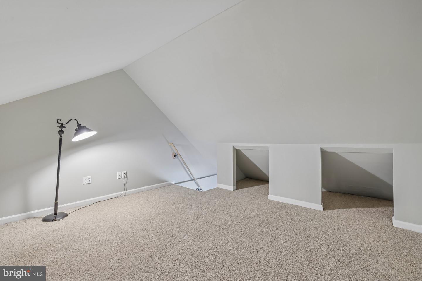 285 Michener Ct E Property Photo 49