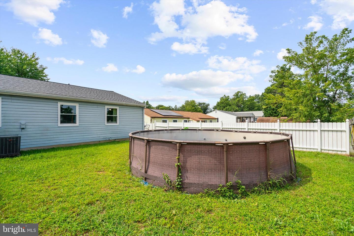 1087 Fitz Ct Property Photo 29