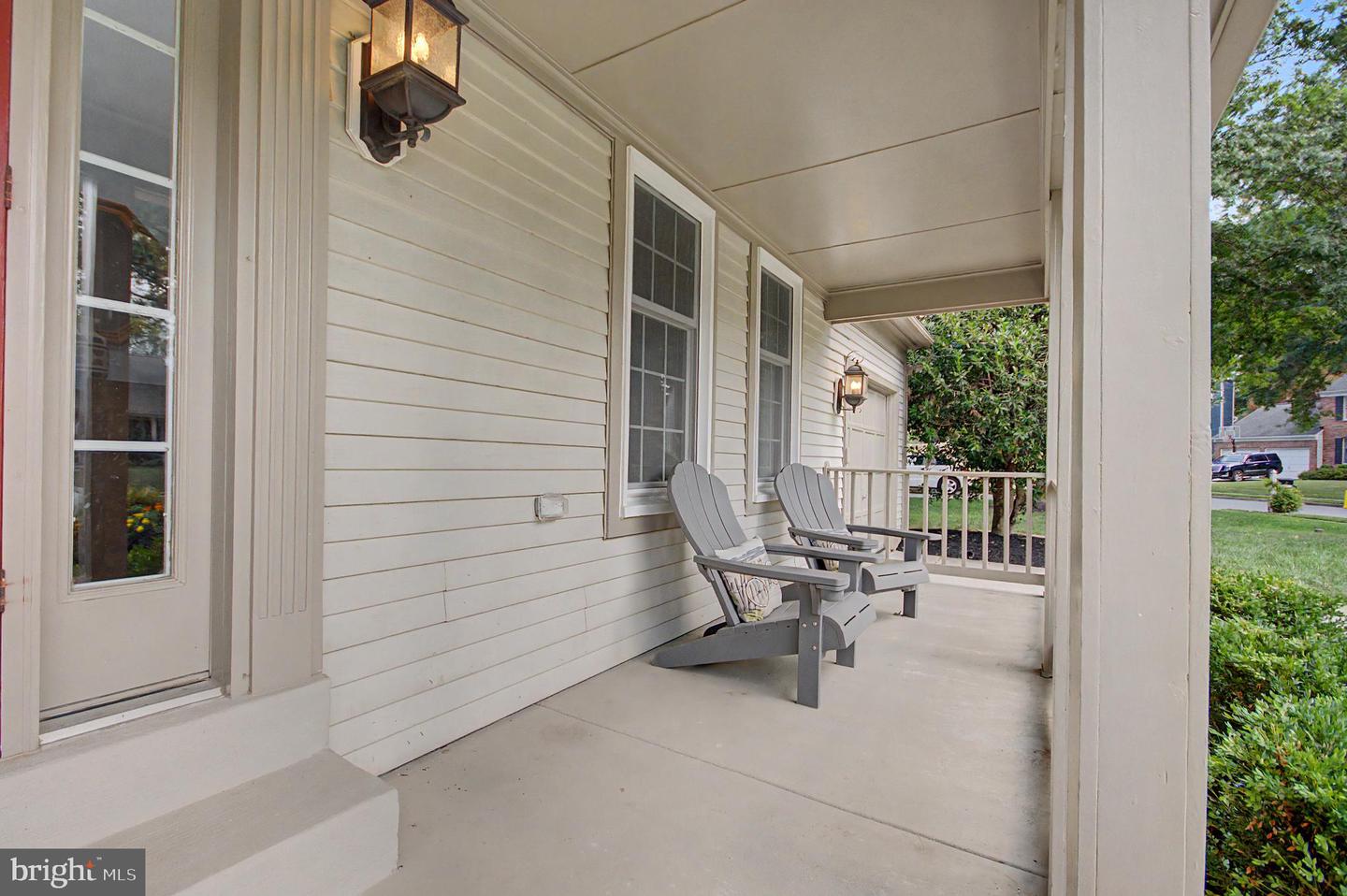 402 Fair Hill Ct Property Photo 5