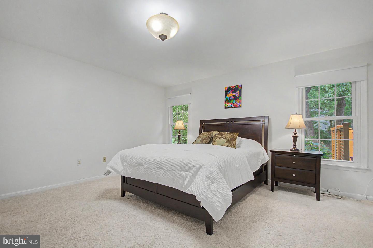 402 Fair Hill Ct Property Photo 30