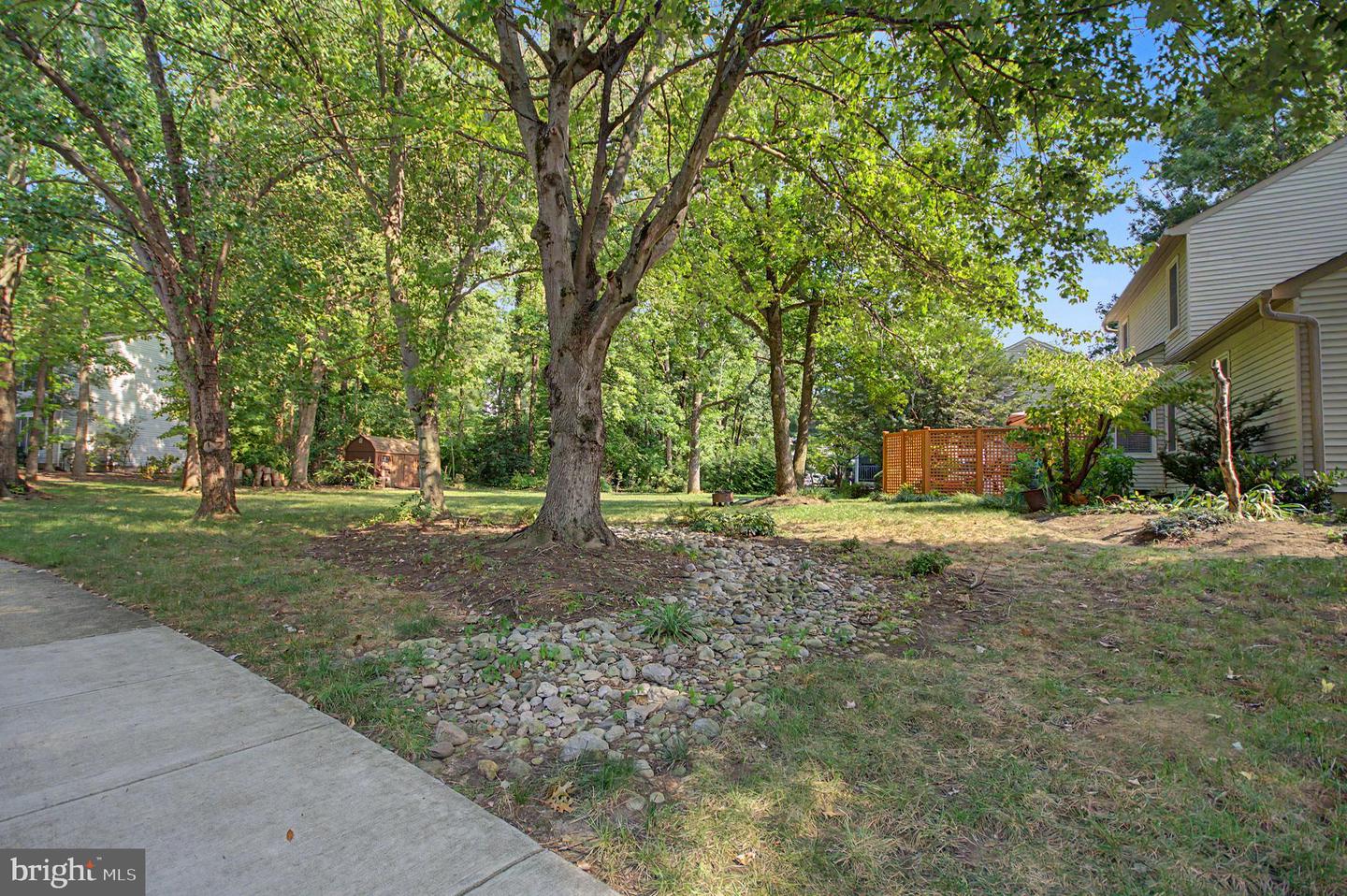 402 Fair Hill Ct Property Photo 64