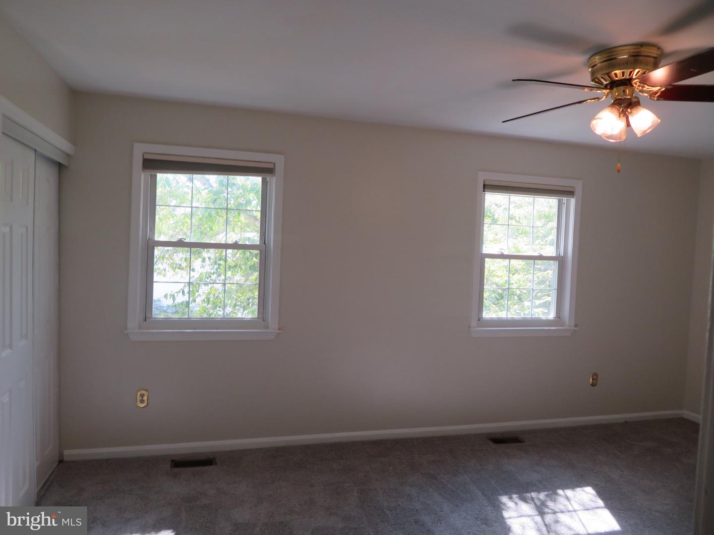 1602 W Bancroft Ln Property Photo 20