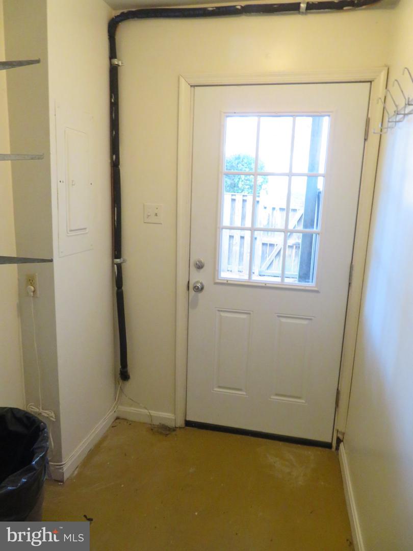 1602 W Bancroft Ln Property Photo 45