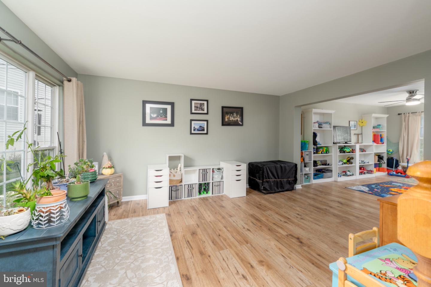309 Arlington Ct Property Photo 10