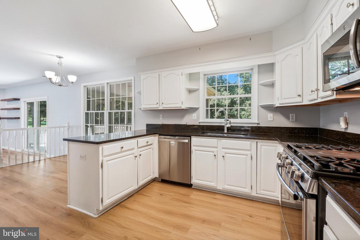 MDAA2155684 Property Photo 12
