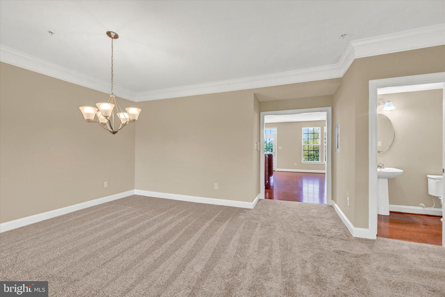 1208 Chadwell Ct Property Photo 8