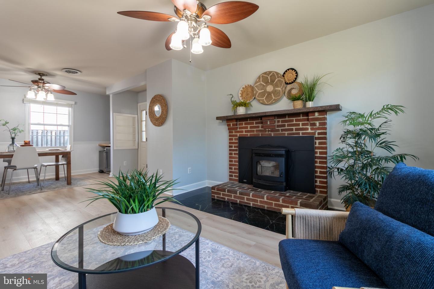 2109 Shore Dr Property Photo 6