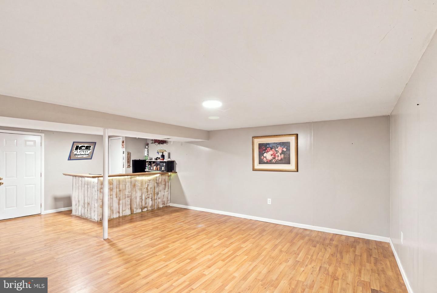 940 Hammonds Ln Property Photo 25