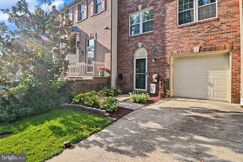 2567 Stow Ct Property Photo 4