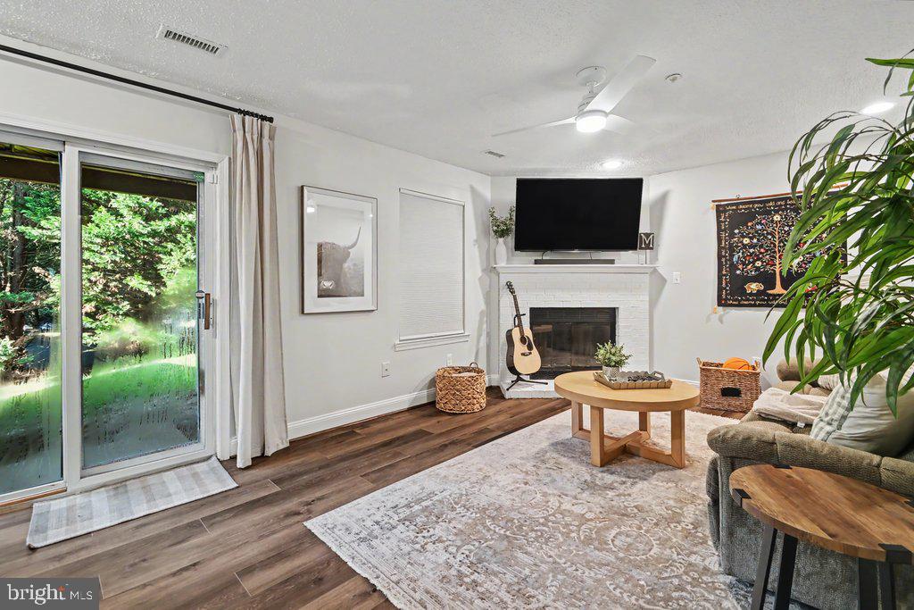 2567 Stow Ct Property Photo 8