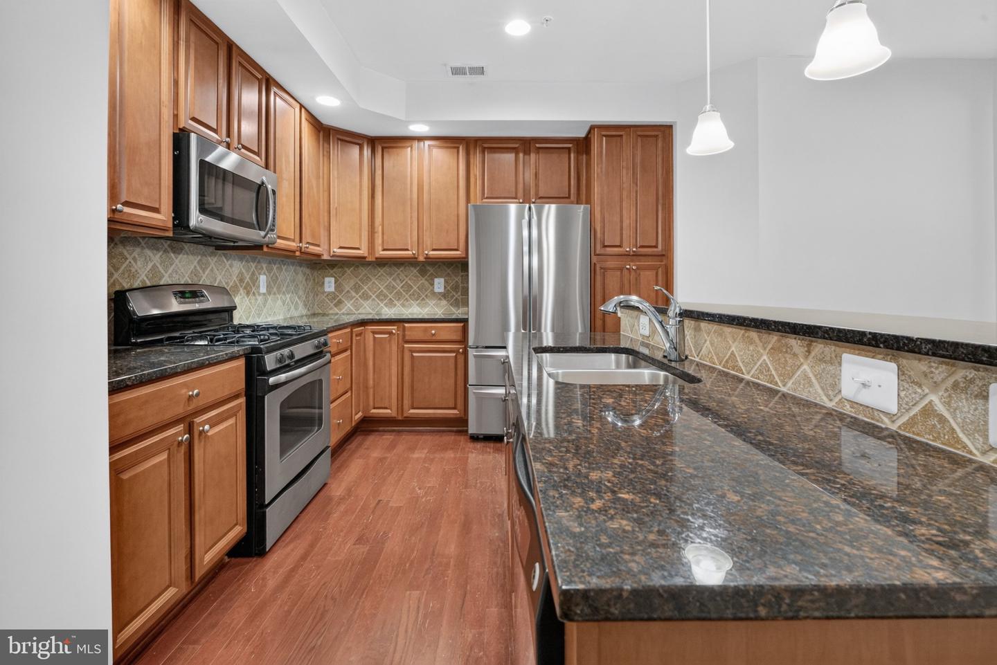 1303 Cheswick Ln Property Photo 3