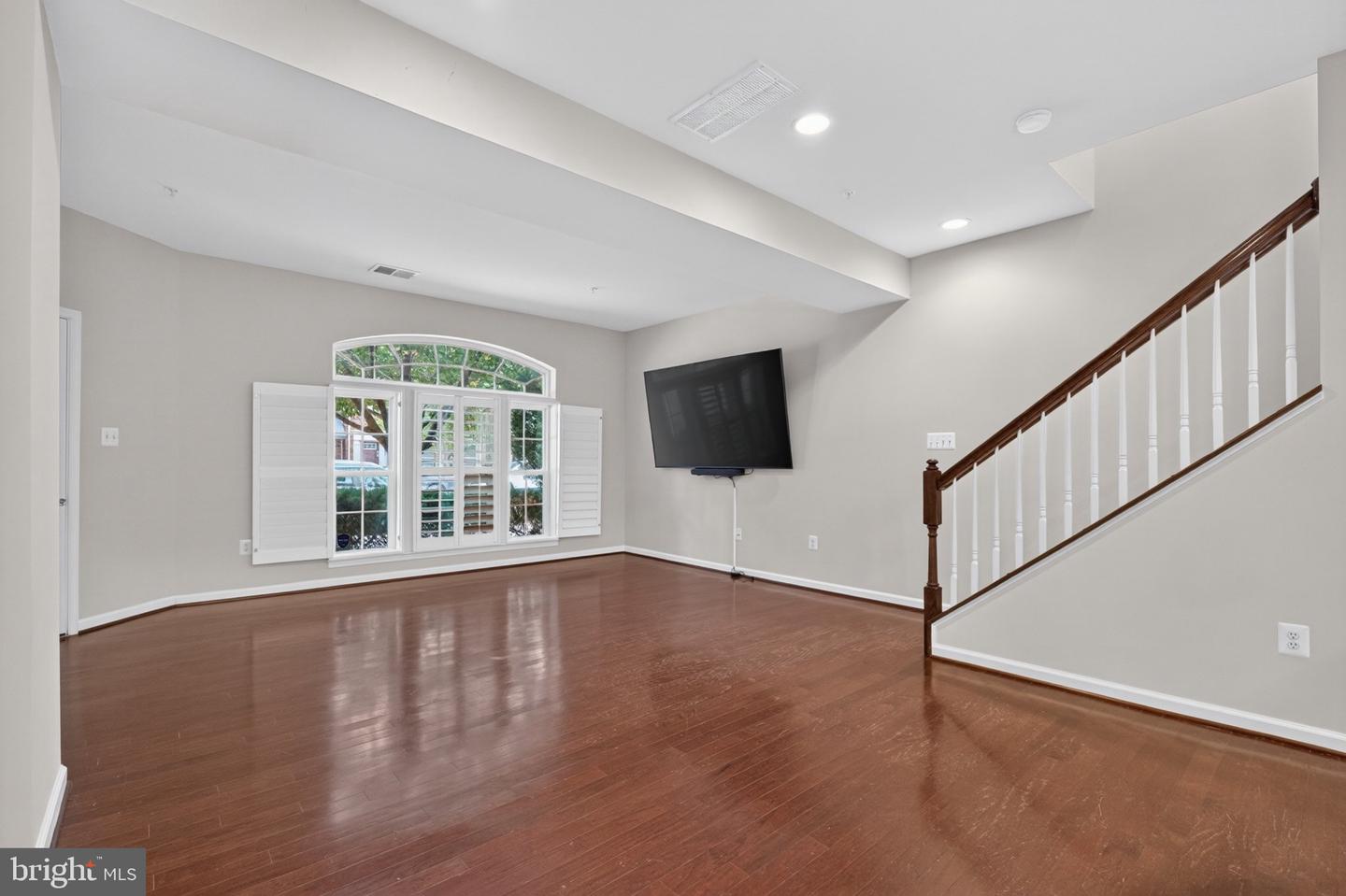 1303 Cheswick Ln Property Photo 6