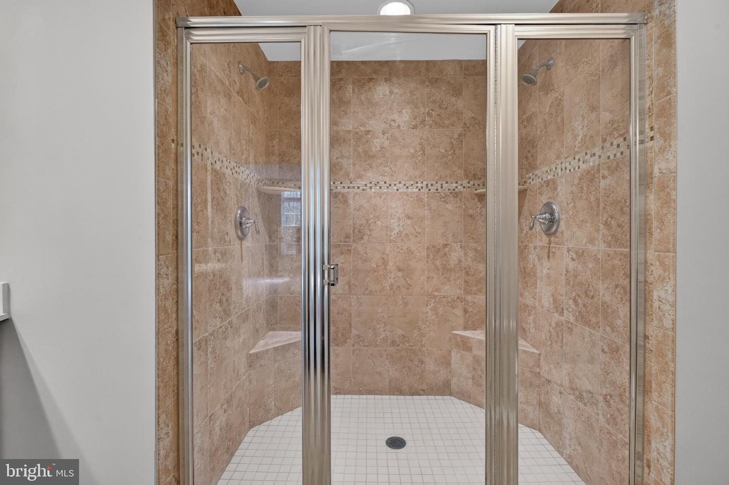 1303 Cheswick Ln Property Photo 20