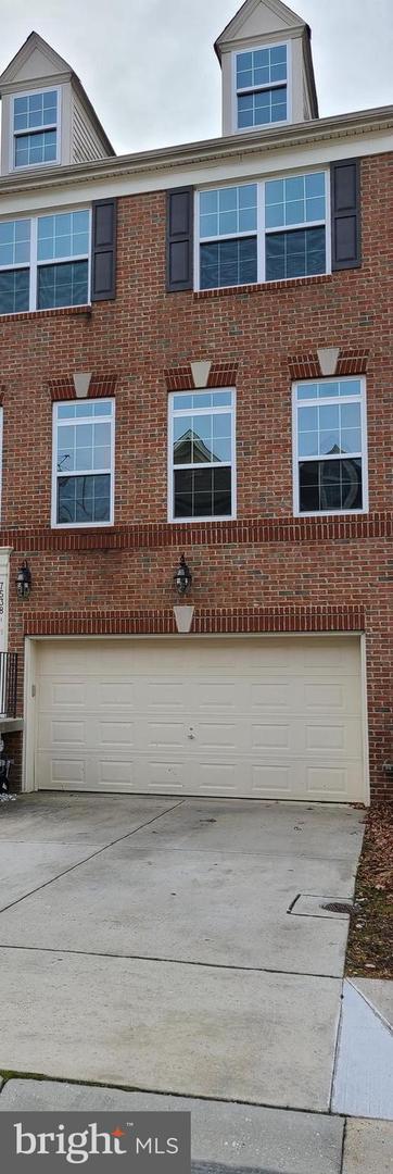7538 Stonehouse Run Dr Property Photo 1