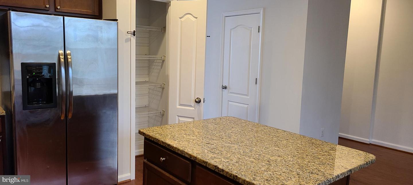 7538 Stonehouse Run Dr Property Photo 10