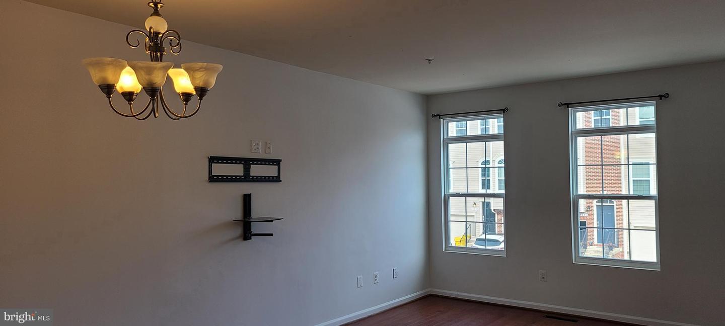 7538 Stonehouse Run Dr Property Photo 15