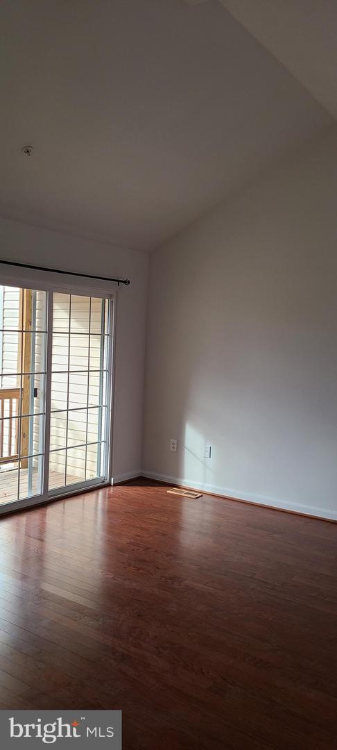 7538 Stonehouse Run Dr Property Photo 23