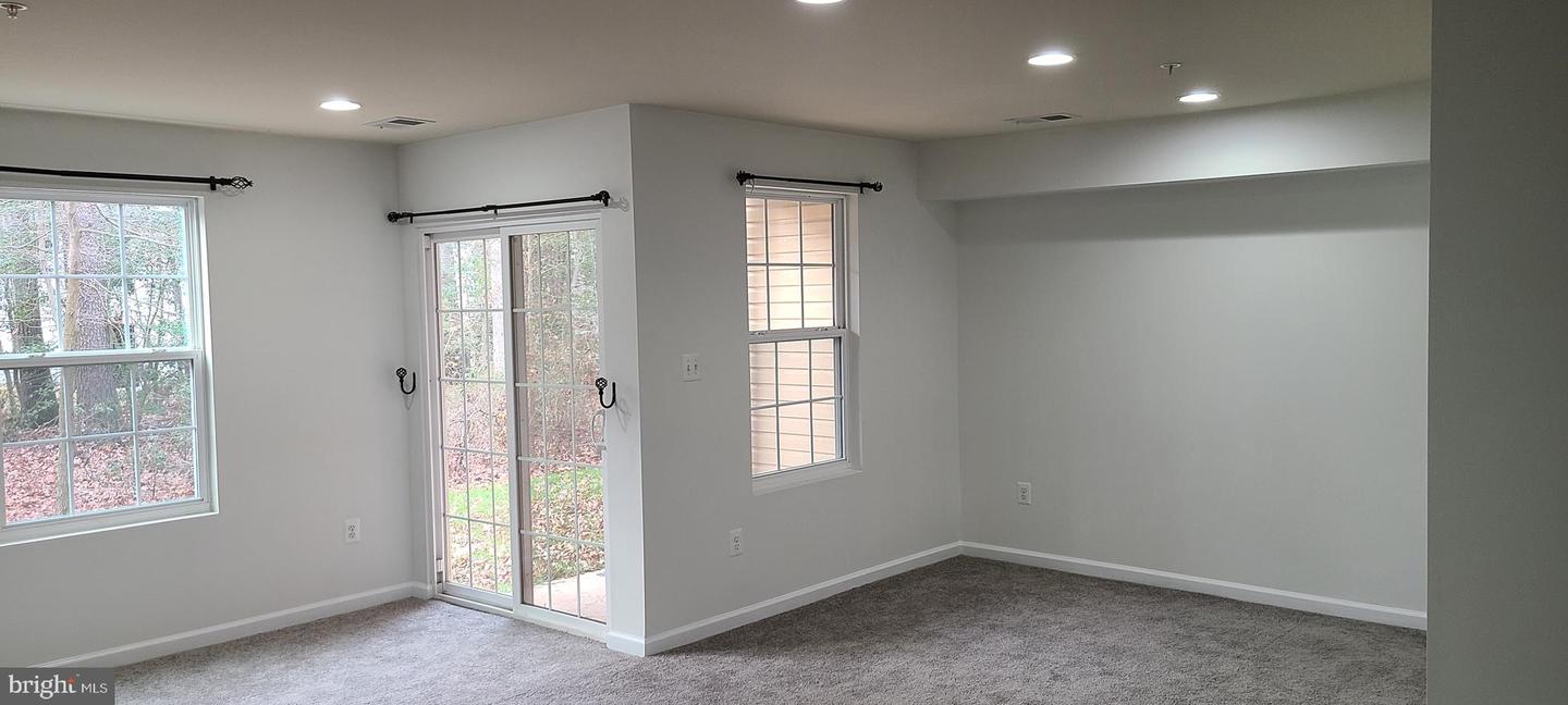 7538 Stonehouse Run Dr Property Photo 33