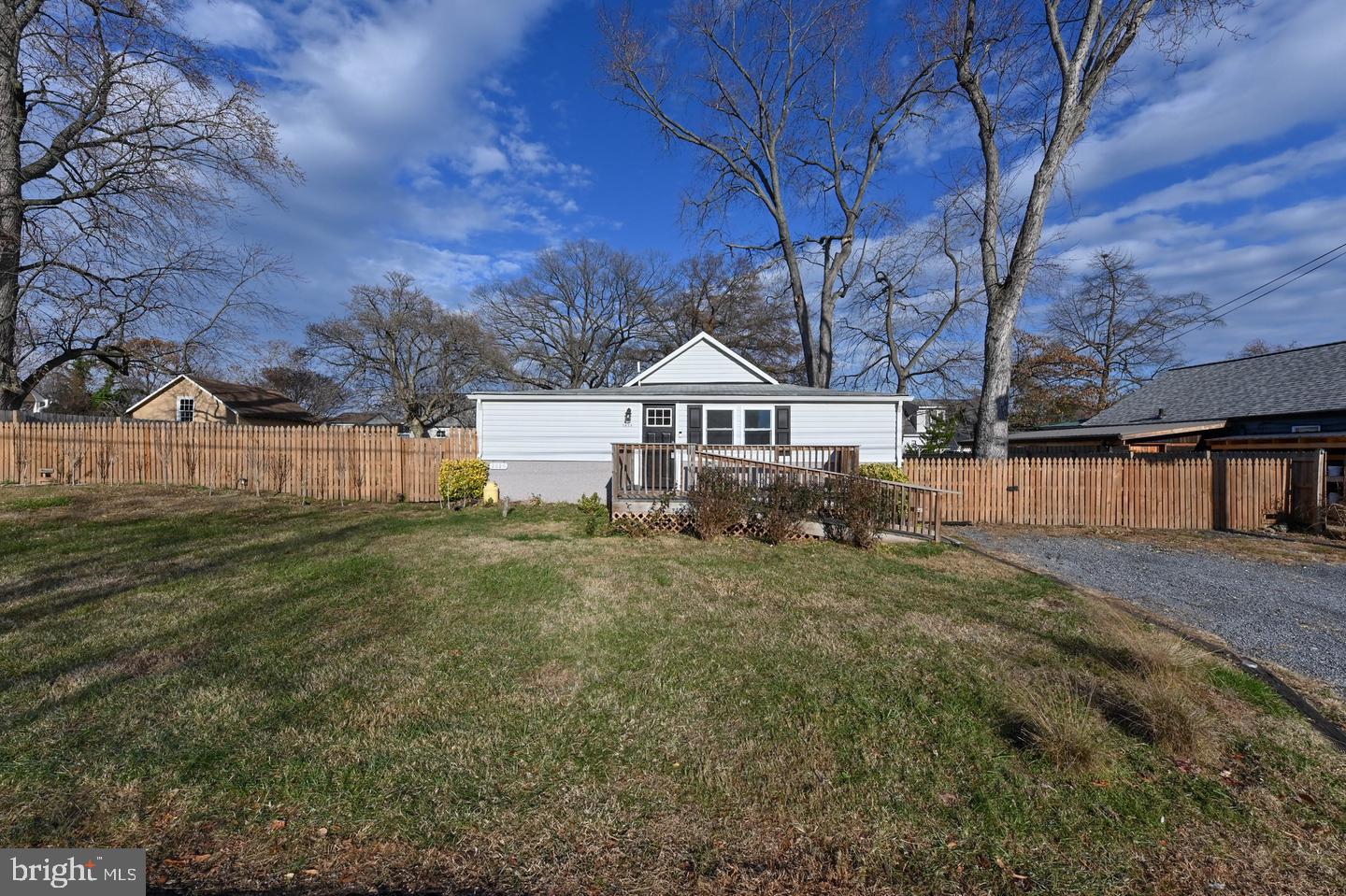 1615 GRANGE RD Property Photo 1