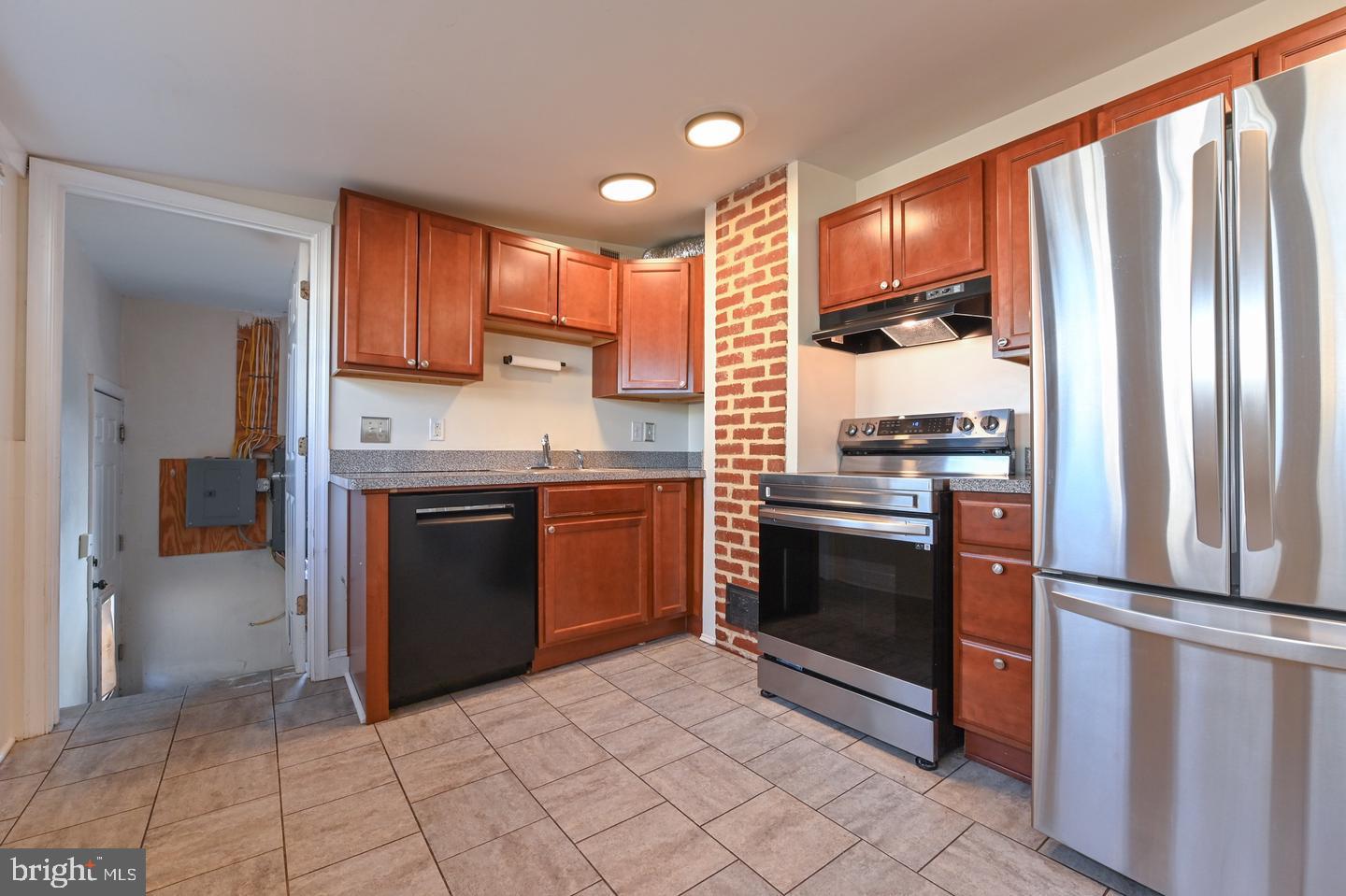 1615 Grange Rd Property Photo 17