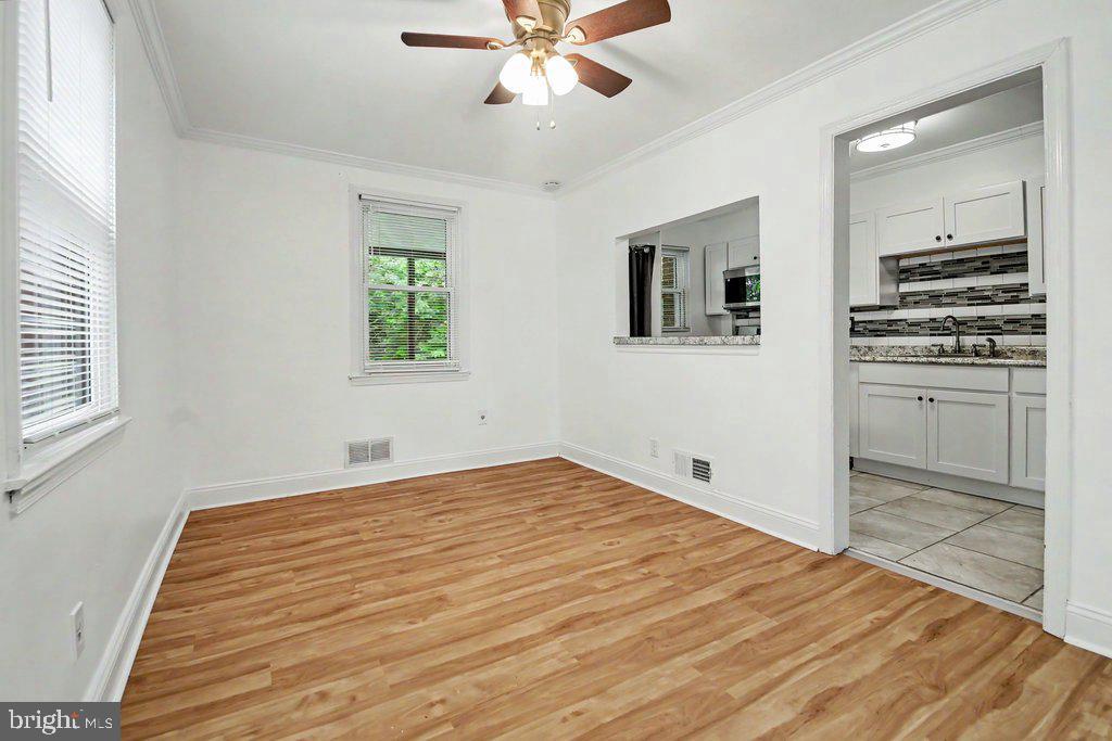 222 8th Ave Property Photo 5